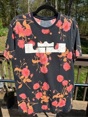 Nike LeBron QT Easter T-shirt
